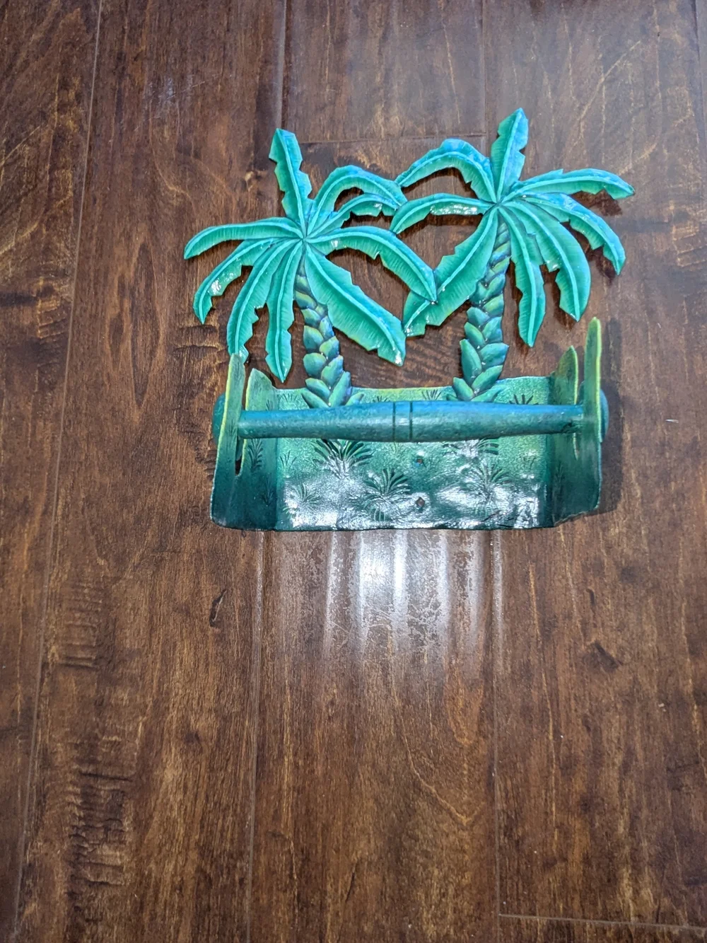 Tropical Palm Metal Paper Towel Holder in Green